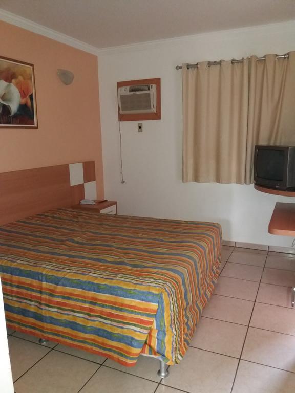 Diroma Fiori Flat Caldas Novas Exterior foto